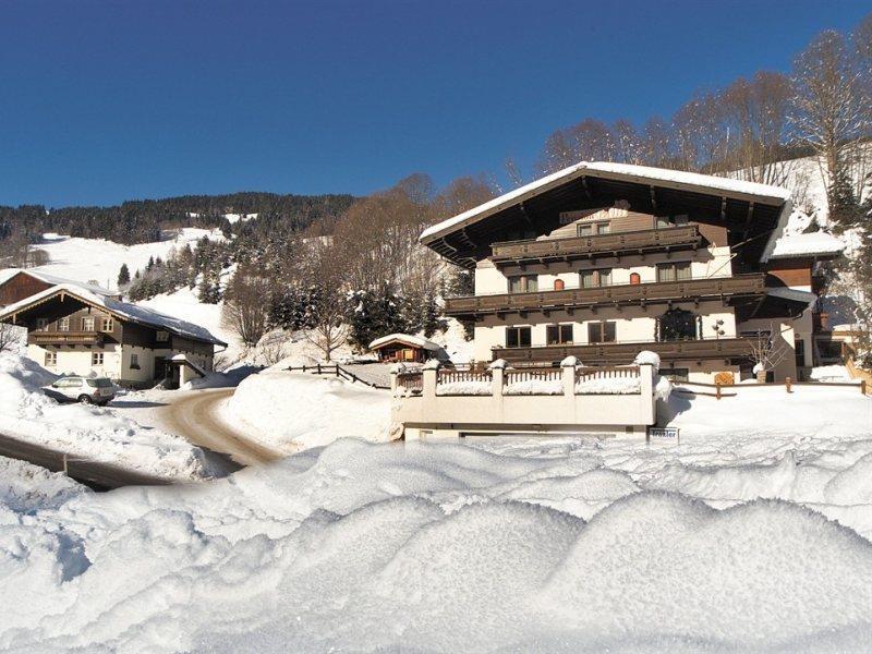 Pension Gabi Acomodação com café da manhã Saalbach-Hinterglemm Exterior foto